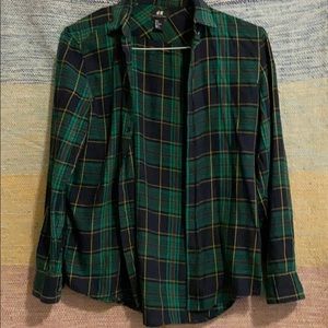 Green H&M patterned flannel.